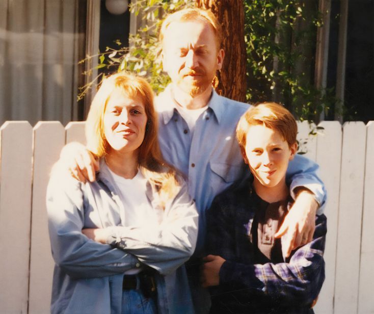 Mariette Lindstein with husband and son outside their apartment in Hemet, California, in the 1980s.